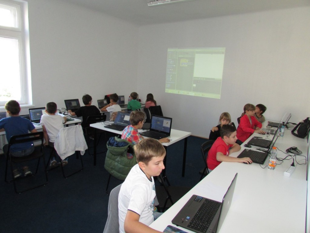 curs-de-programare-pentru-copii-Camp-Future-2