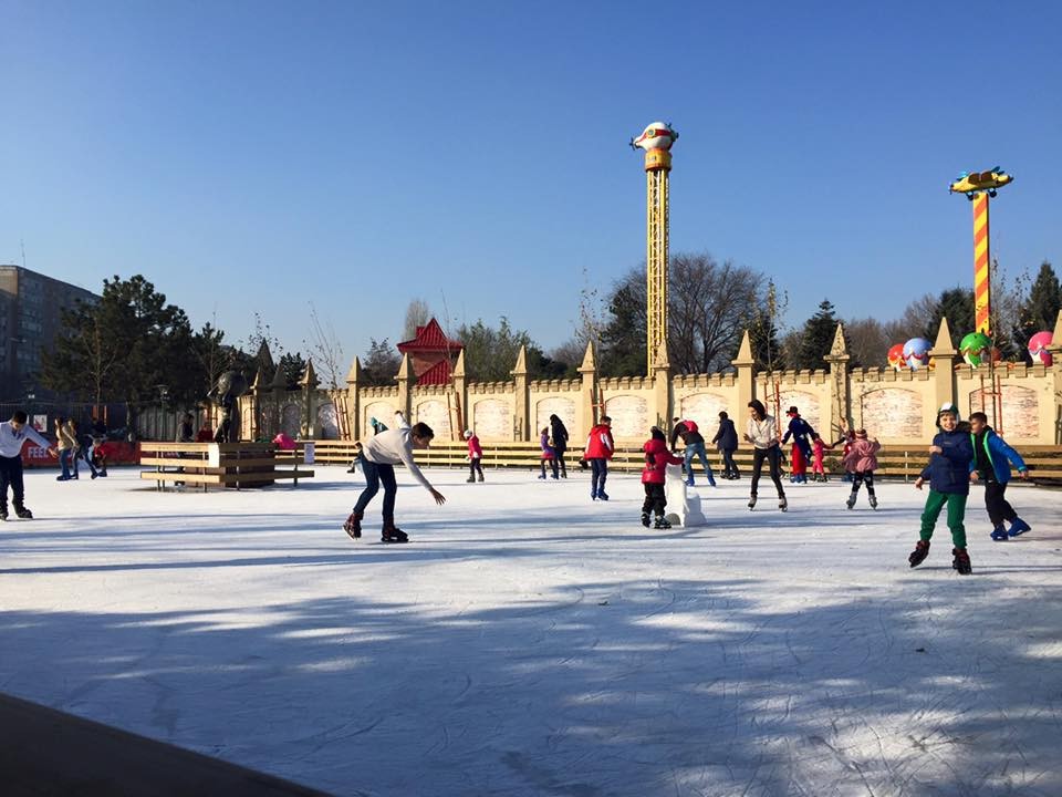 Patinoar-Oraselul-Copiilor-ziua