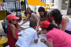 Ateliere gratuite pentru copii timp de 12 duminici in Bucuresti
