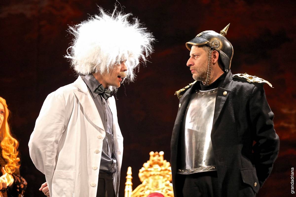 Spectacol teatral, Tinereţe fără bătrâneţe şi viaţă fără de moarte la Teatrul Ion Creanga