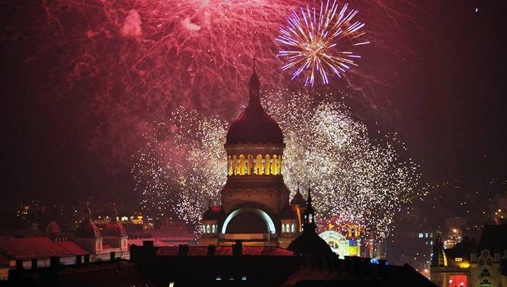 petreceri in aer liber revelion 2017 cluj napoca piata unirii