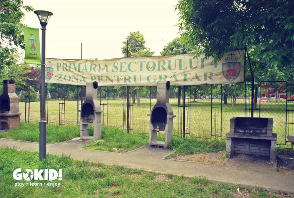 Parcul Lumea Copiilor din Sectorul 4, Bucureşti gratare Parcul Lumea Copiilor din Sectorul 4, Bucureşti gratare