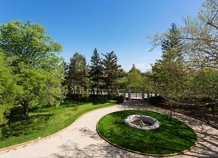 Excursii de Relaxare în Familie Domeniul Manasia parc